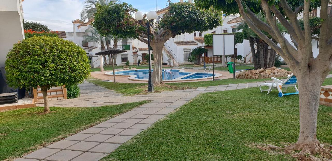 Casa Millie Lägenhet Playa Flamenca Exteriör bild
